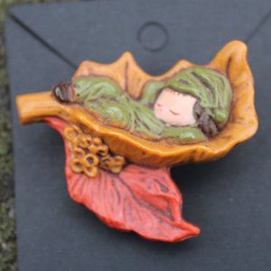 [5/$25] Vintage Fall Leaf Hallmark Hummel Brooch